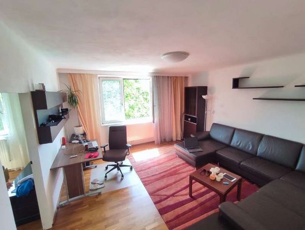 1-bedroom apartment in the heart of Vienna. Walking distance to the historical center.