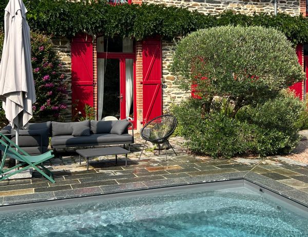 Maison longère de charme en Bretagne, grand jardin clos, calme & nature, proche mer