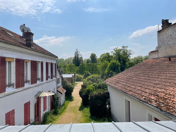 Yaël's house