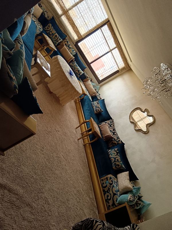 以癞's house