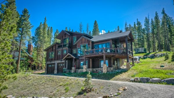 Mountain escape in Breckenridge Colorado with the most amazing views