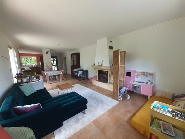 Maison familiale  avec piscine !