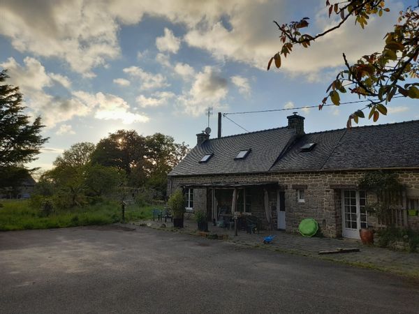 Corps de ferme en centre Bretagne