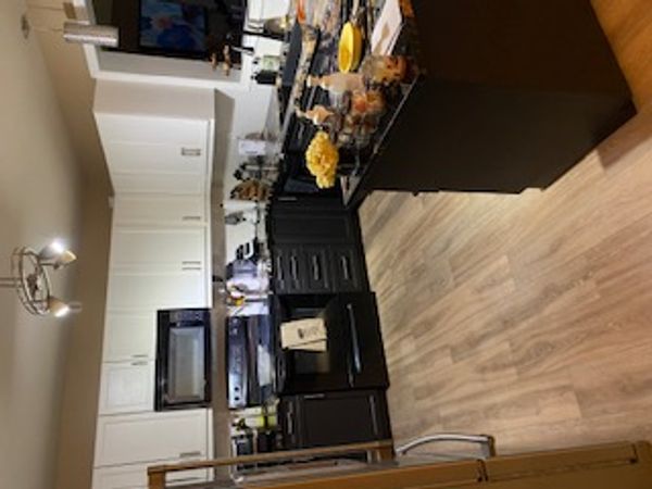 Linda's house
