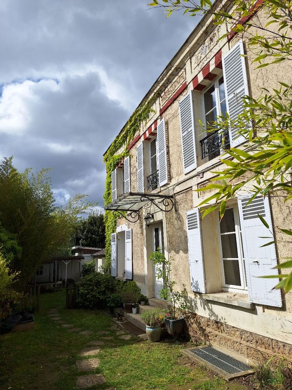 pauline's house