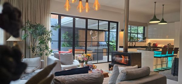 La maison de Julia In Africa