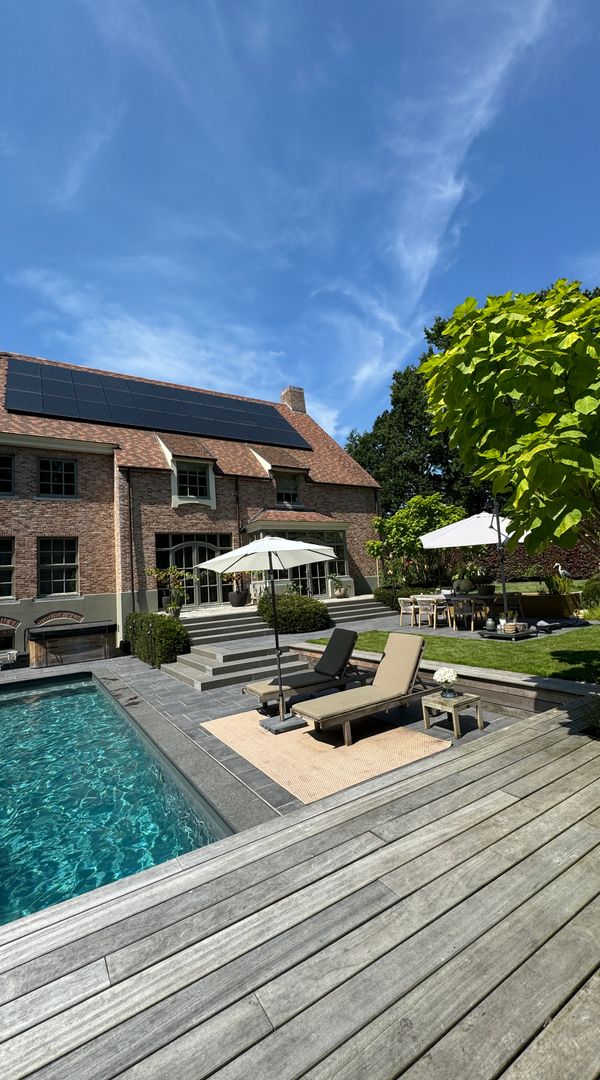 Villa familiale luxueuse avec piscine et jardin, proche de Gand – Idéale pour explorer la Belgique