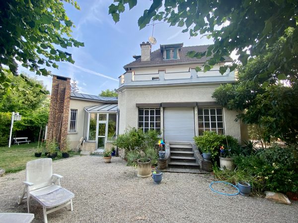 Julien's house
