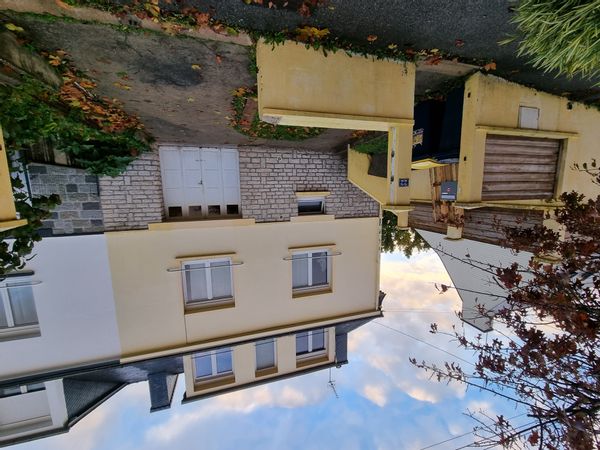 Yvelise's house