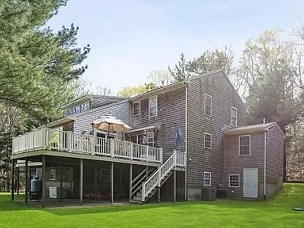 Jennifer's house