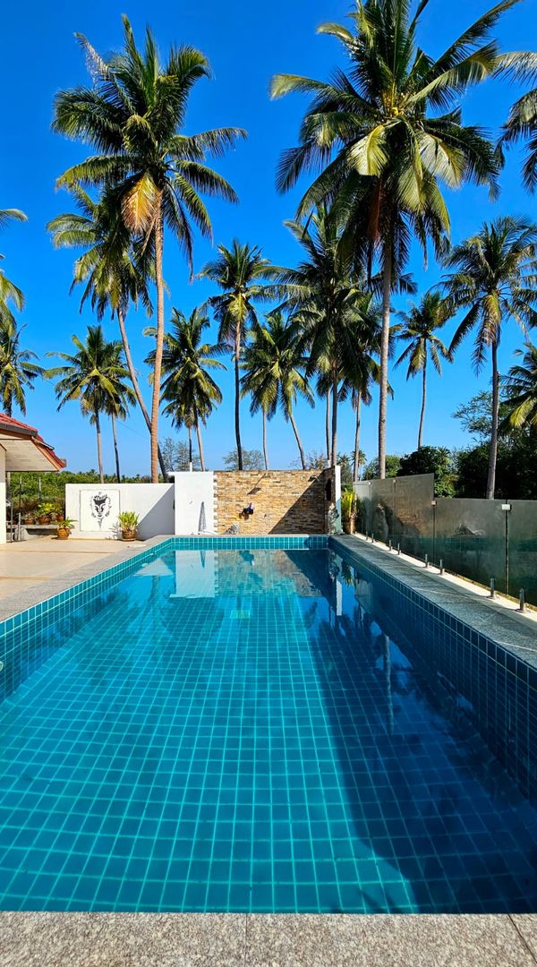 House with Private Pool, Beach at 100m, long term stay (4-8 weeks)