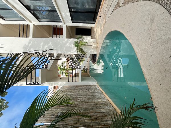 Jaime y Mariana's house