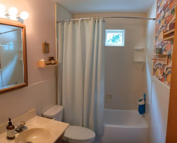 S Elgin Cozy Home