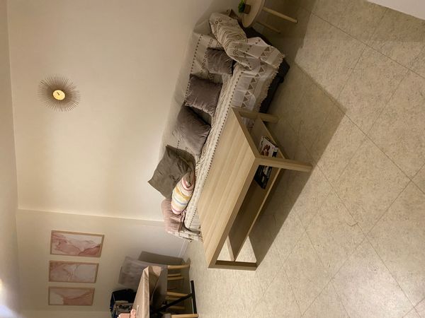 Hanan's house