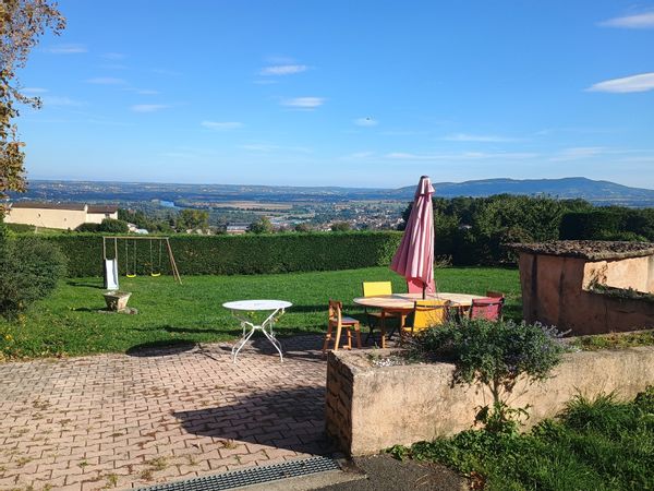 Grande maison familiale au cœur des vignes