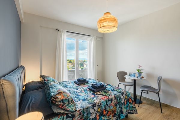 Spacious Seaside Bedroom & Private Bathroom, with Seaview Balcony – Salerno, Italy