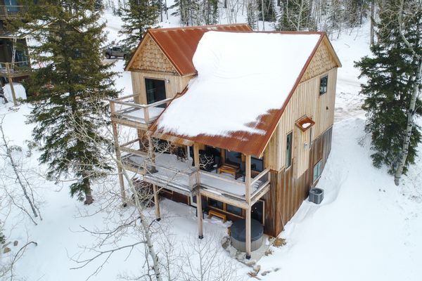 Lost Camp Lodge