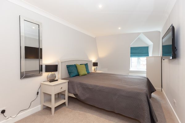 Deepsha's private room