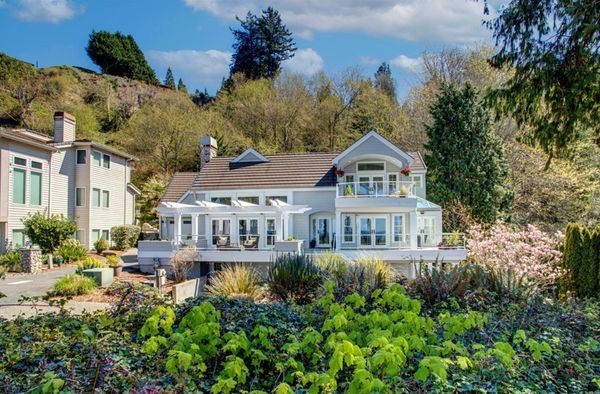 Edmonds Seaside Haven