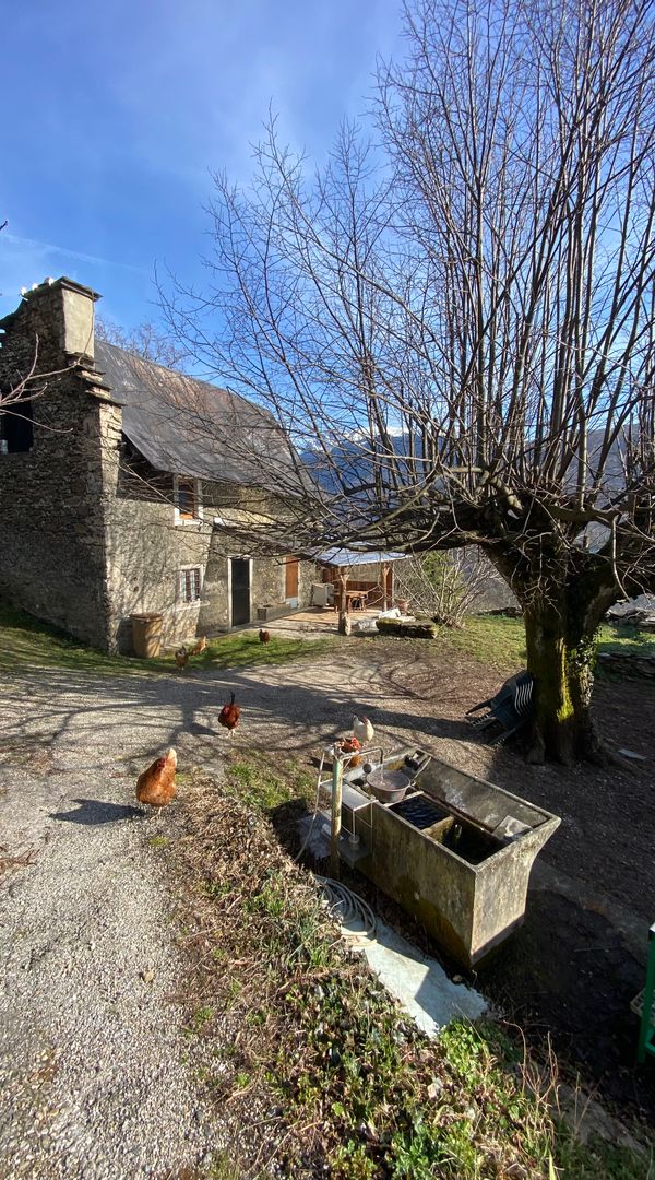 DENIS ET MARIE's house