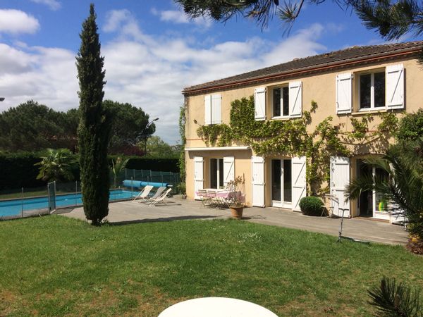 Belle maison familiale avec piscine à Toulouse-Balma
