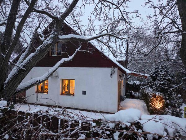 Attila and Vera's house is in the suburbs of Budapest