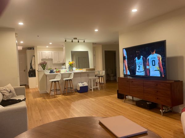 Condo in the heart of Bo