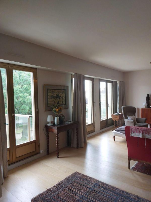 Marion's house