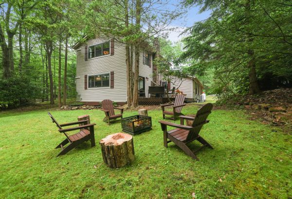 The Downtown Lodge at Lake Harmony, PA (Best town in the Poconos)