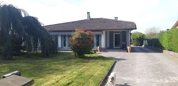 La maison de Isabella & family