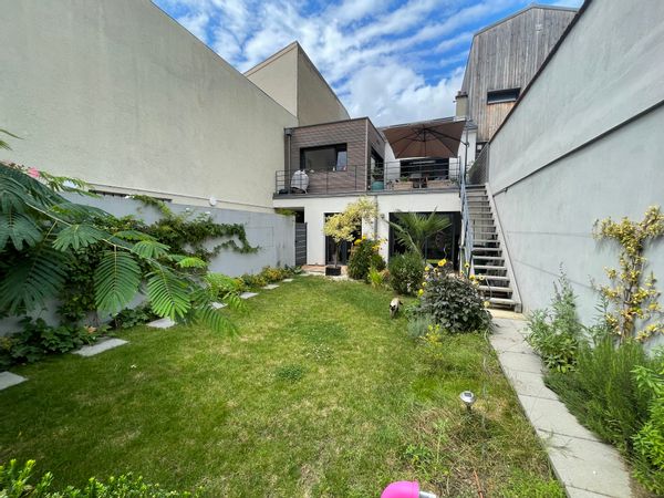 A haven of peace in the middle of the city (available during the olympics!)