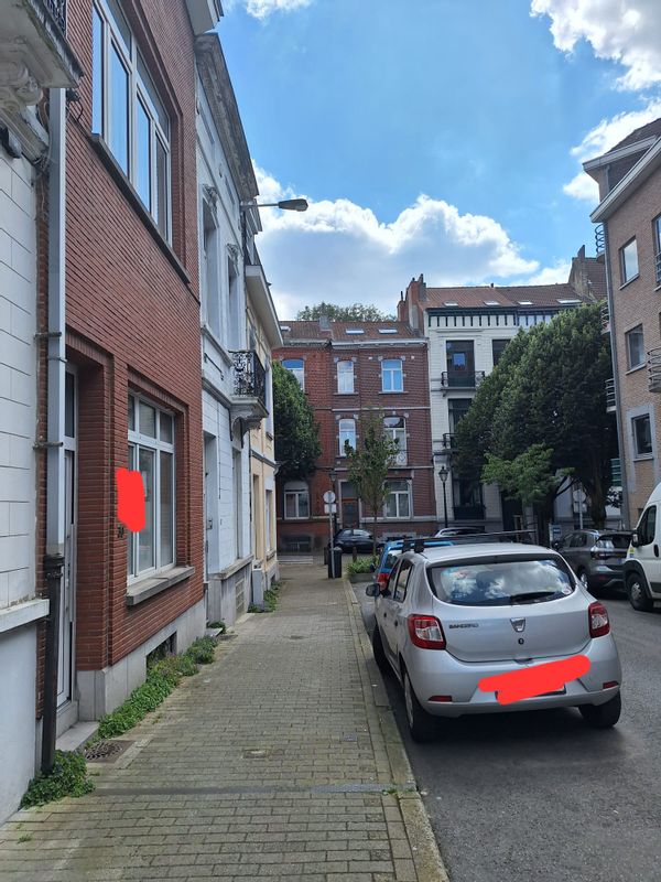 Traditional Belgian house near place Jourdan