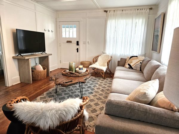 Charming Beach Cottage 2 blocks from Embarcadero
