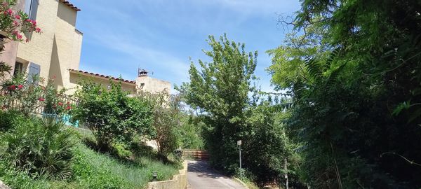 Chambre et salle d'eau + WC privés