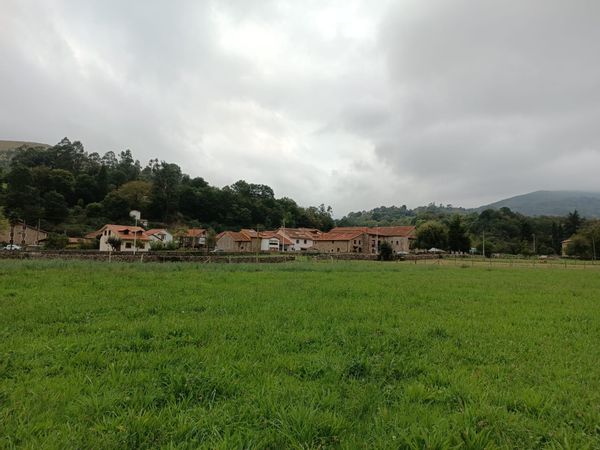 Refugio entre senderos y montañas.Barcenillas,Pueblo de Cantabria 2023.Pet friendly