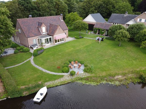 Lisa & Richard's house