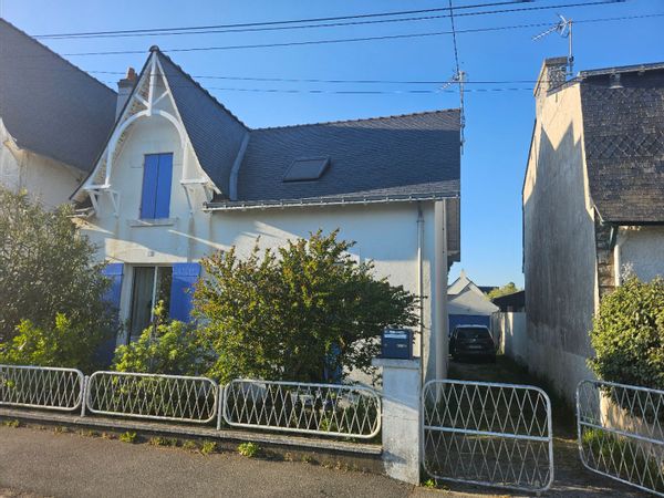 La maison familiale Batz-sur-Mer petite cité de caractère à 8min à pieds de l océan