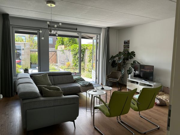 Comfortable home with nice garden