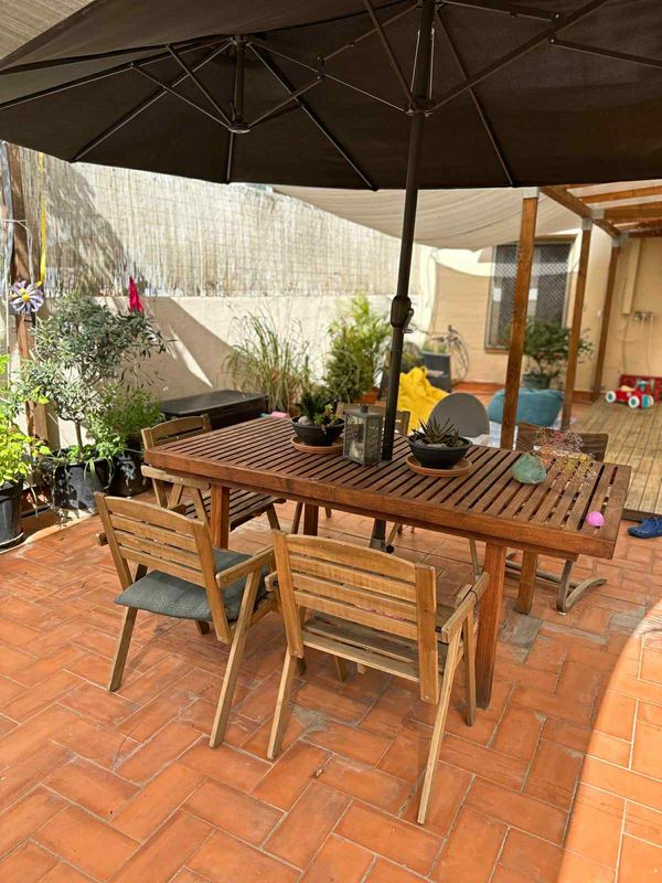 Family-friendly home in a calm but central area of Barcelona, steps from Gaudi's buildings