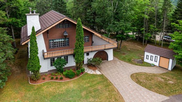 Chalet suisse in Val-David