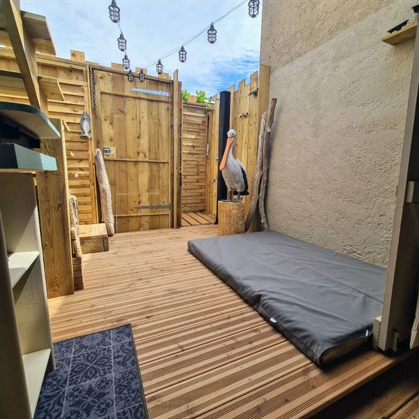 Haut de villa atypique,cuisine d'été,barbecue,douche solaire,transat,vélos, 2 nuits/min