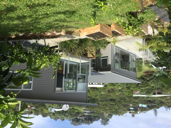 Chris's house at Waiheke Island NZ