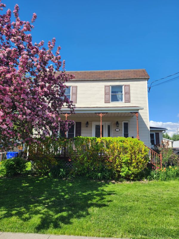 La maison de Guillaume et Marie Claude   Confort et tranquillité à 30 minutes de Montréal
