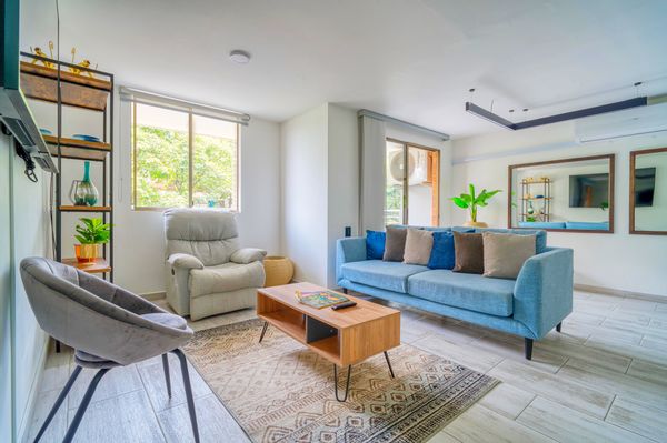 Provenza Apartment + Pool + 24/7 Private Security