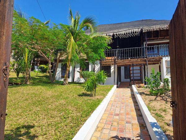 Large family home in Tofo in tranquil part of town.