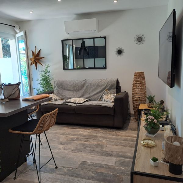 La maison de Ghislaine Appartement 1 chambre avec jardin à 150m de la plage