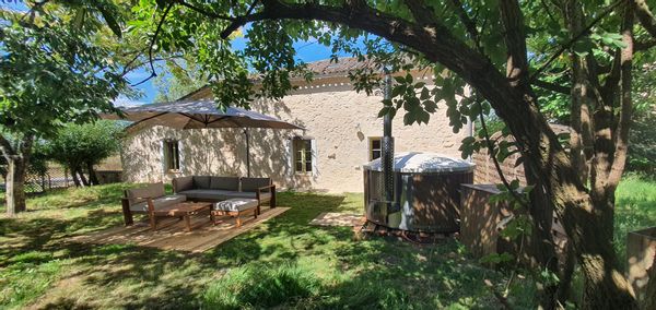 Casa Artemisia, un cocon pour vous retrouver en famille pour découvrir la Dordogne et le Lot.