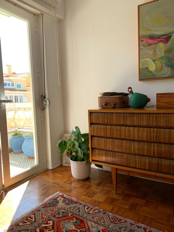Alzira's private room