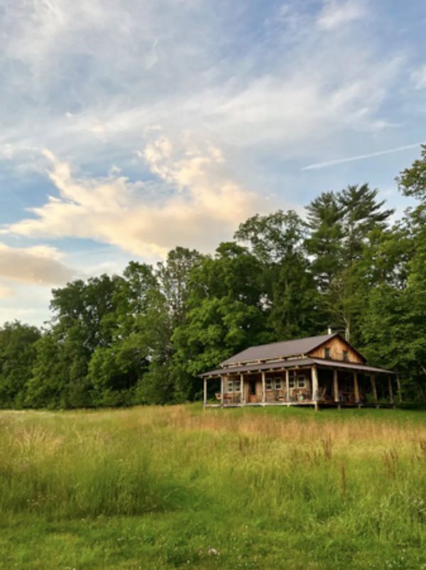 Firefly meadow - an offgrid retreat