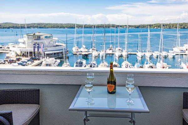 Seaview apartment at only 200Mt from the Roman Amphitheatre